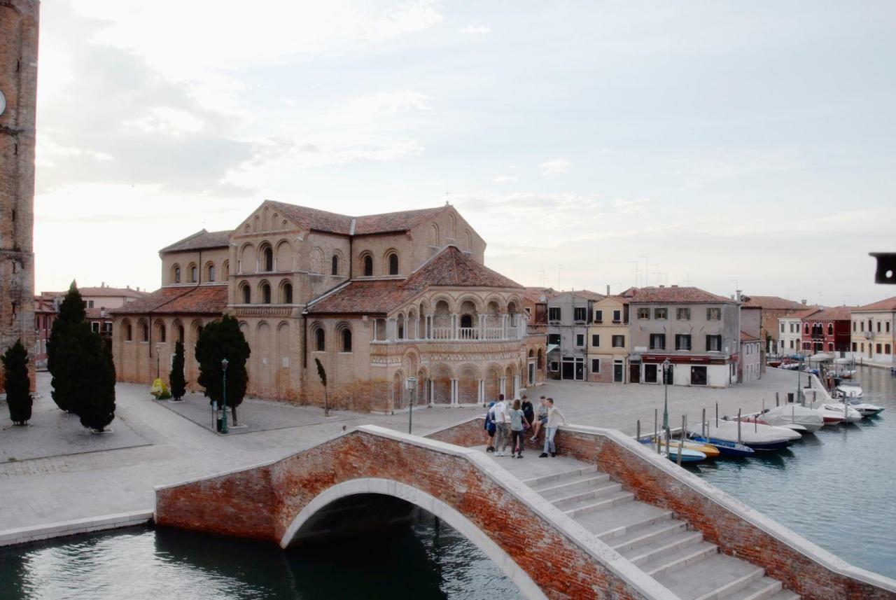 Duomo Murano Apartment With Canal View Екстер'єр фото
