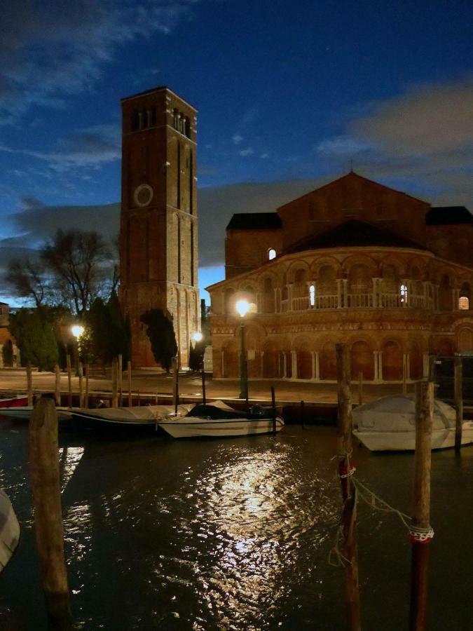 Duomo Murano Apartment With Canal View Екстер'єр фото